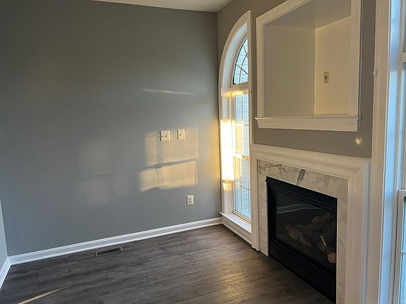 4th image of 5508 Sacramento Mews Pl