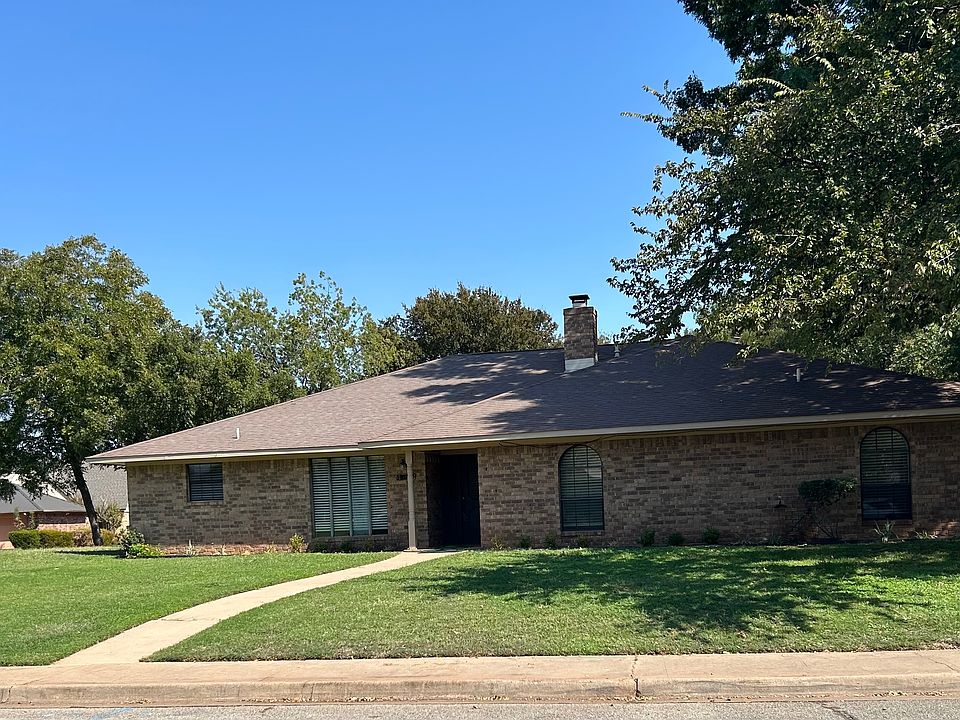 Front view of corner lot