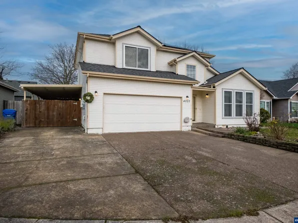 4237 Strawberry Ct NE, Salem, OR 97305