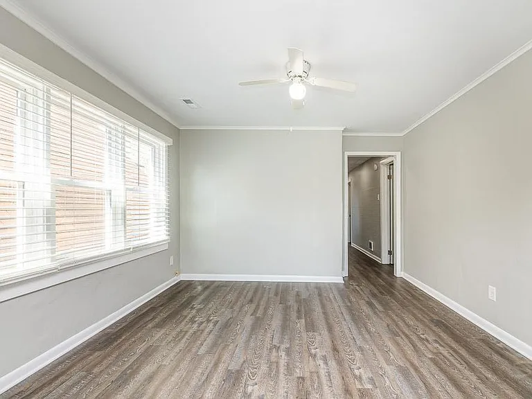 13250 S Carondolet Ave #2 — Photo 11