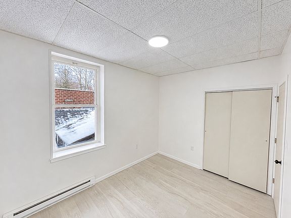 5th image of 4325 Main St #D