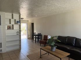 Updated & Fully Furnished 2 Bedroom in South UNM, 04