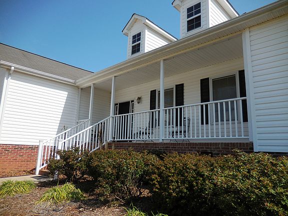 2nd image of 409 Peaceful Creek Dr
