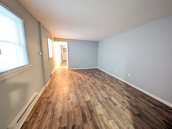 3rd image of 183 Zerby Ave APT A