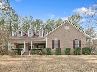61 Fountain Park Cir, Spring Lake, NC 28390