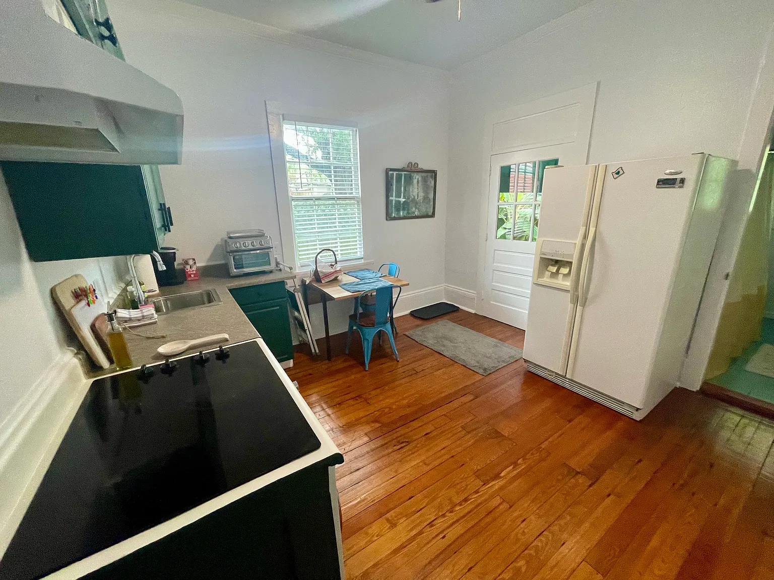 1 bed, 550 sqft, $1,600 — Photo 4
