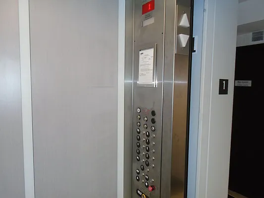 Rented by 18 REALTY | media 35