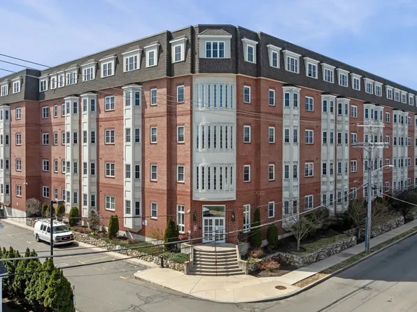 120 Wyllis Ave Unit 222, Everett, MA 02149