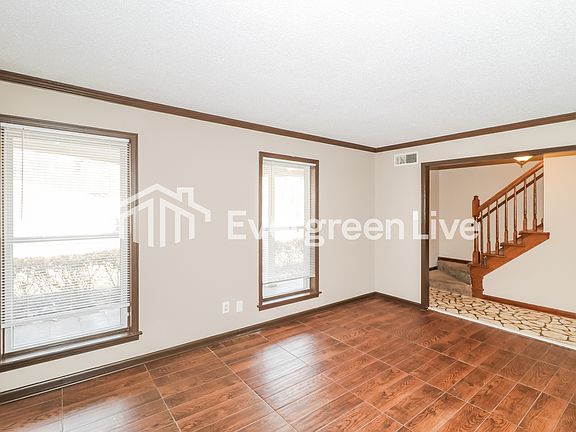 5th image of 3465 E Rolling Woods Dr