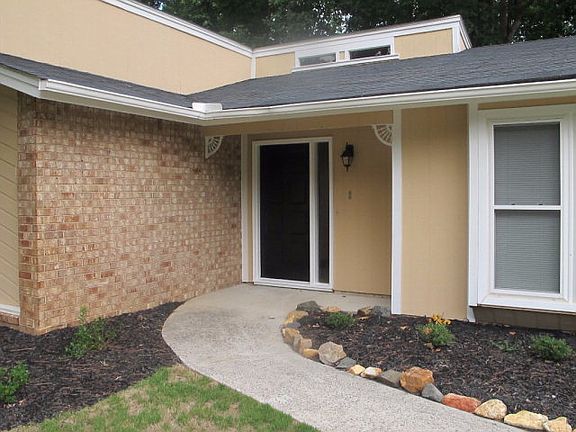 2nd image of 214 Hillbrook Dr