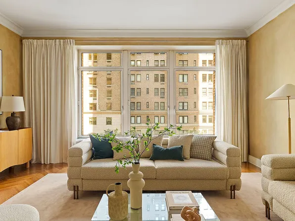 515 Park Ave APT 4B, New York, NY 10022