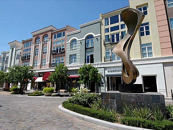 2nd image of 2240 Village Walk Dr Unit 2200