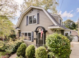 574 Prairie Ave, Glen Ellyn, IL