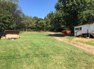 17017 Martel Rd, Lenoir City, TN 37772