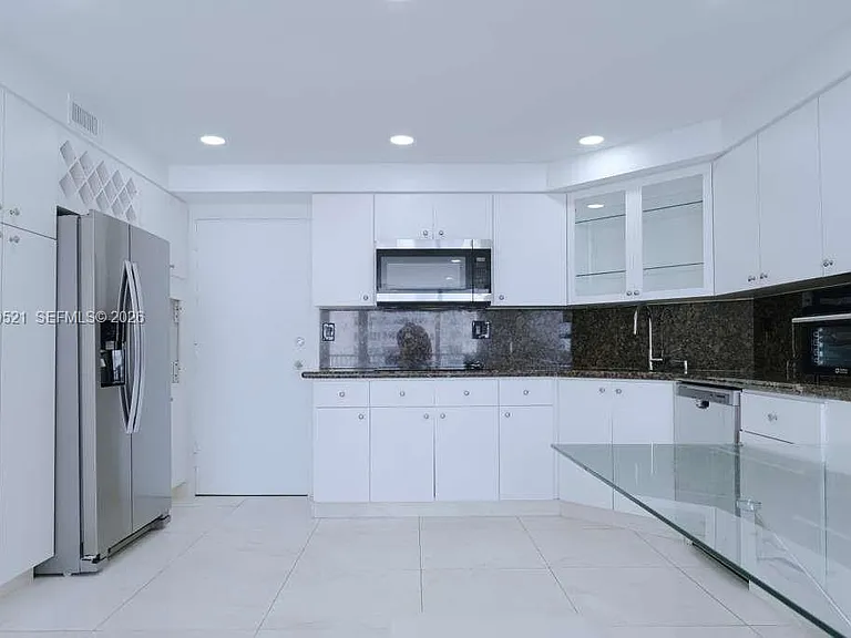 1408 Brickell Bay Dr #1002 — Photo 50