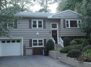 6 Fitzgerald St, Randolph, MA 02368