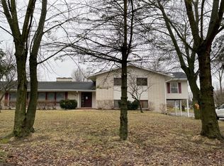 4856 Pioneer Rd, Berrien Springs, MI 49103