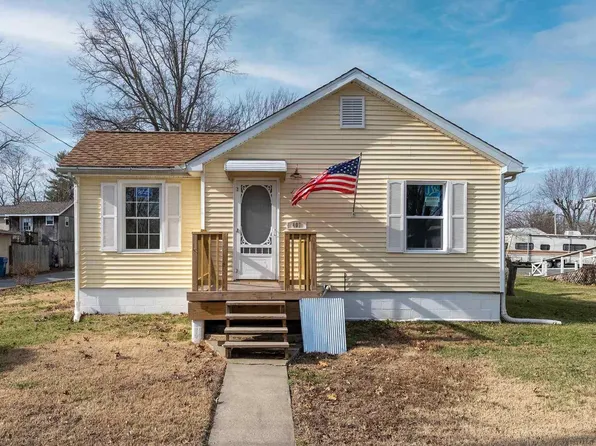 407 Church St, Christopher, IL 62822