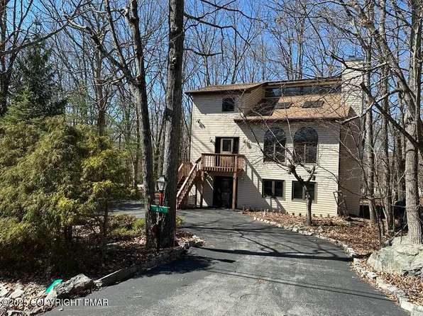 329 Hyland Dr, East Stroudsburg, PA 18301