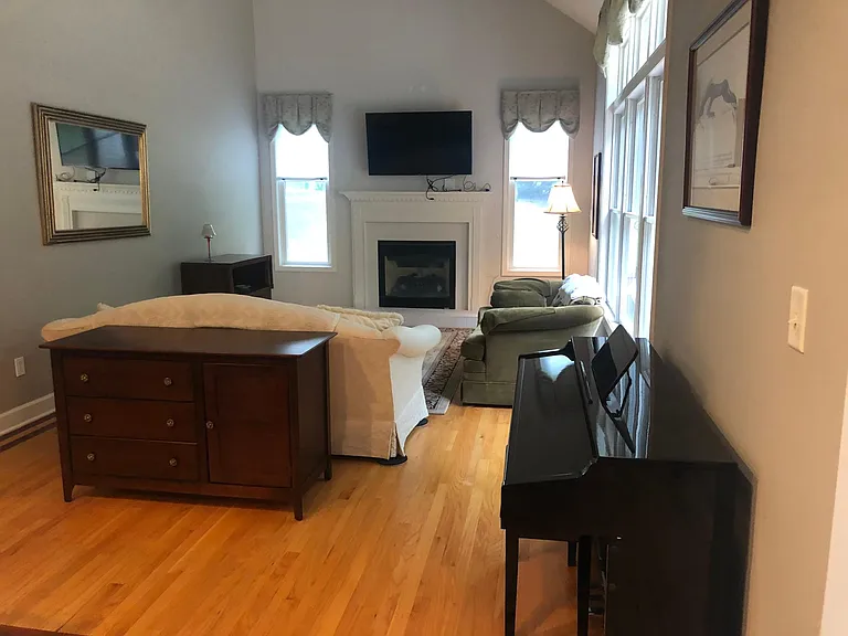 Floor to ceiling private view windows