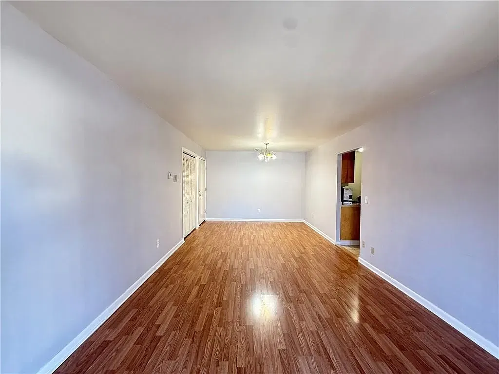 2 bed, 960 sqft, $1,800 — Photo 4