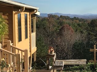 360 Country Mountain Ridge Dr, Murphy, NC 28906