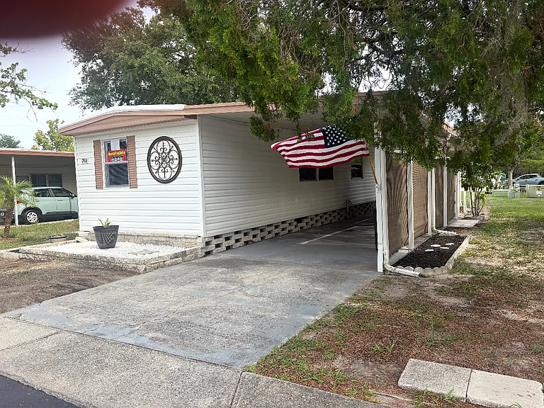 7914 Greenlawn Dr — Photo 3