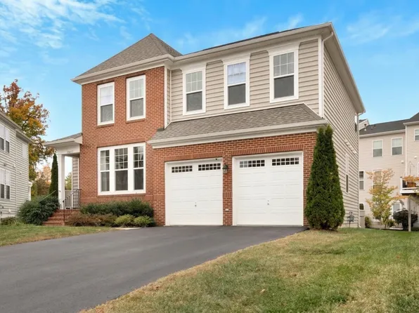 24887 Coventry Grove Ct, Chantilly, VA 20152