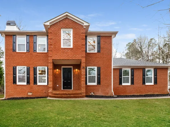 170 Brookwood Ln, Fayetteville, GA 30215
