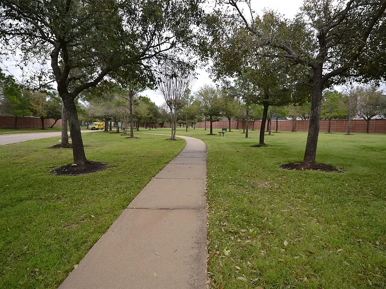 20751 Cypress Post Dr — Photo 46