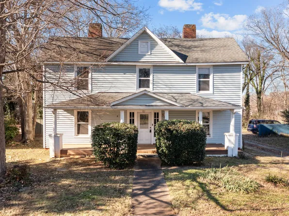 306 N Maple St, Graham, NC 27253