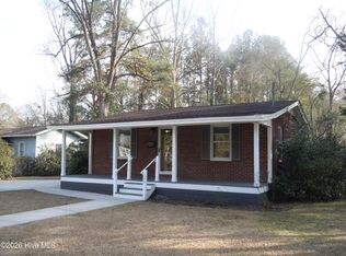 100 E Bell Street, Tabor City, NC 28463