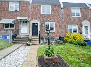 394 Fairway Ter, Philadelphia, PA