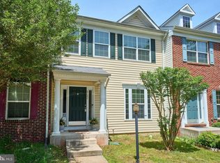 8242 Linblake Ct, Manassas, VA 20111