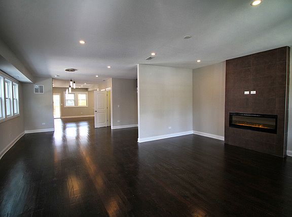 2nd image of 1841 N Saint Louis Ave #2