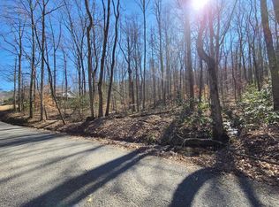 Hopkins Rd, Cosby, TN 37722