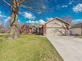11426 W 16th St N, Wichita, KS 67212