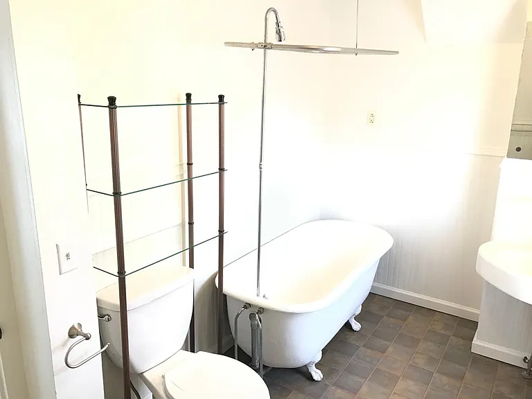 1051 Elk St #4 — Photo 7