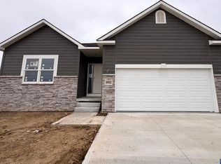 20922 Sedona St, Gretna, NE 68028