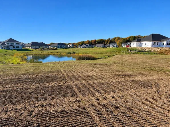 1019 PLEASANT VALLEY ROAD #1020 Candleberry Lan, Grafton, WI 53024