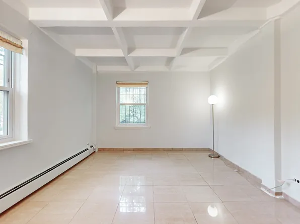 147-36 Charter Road image 9 of 17