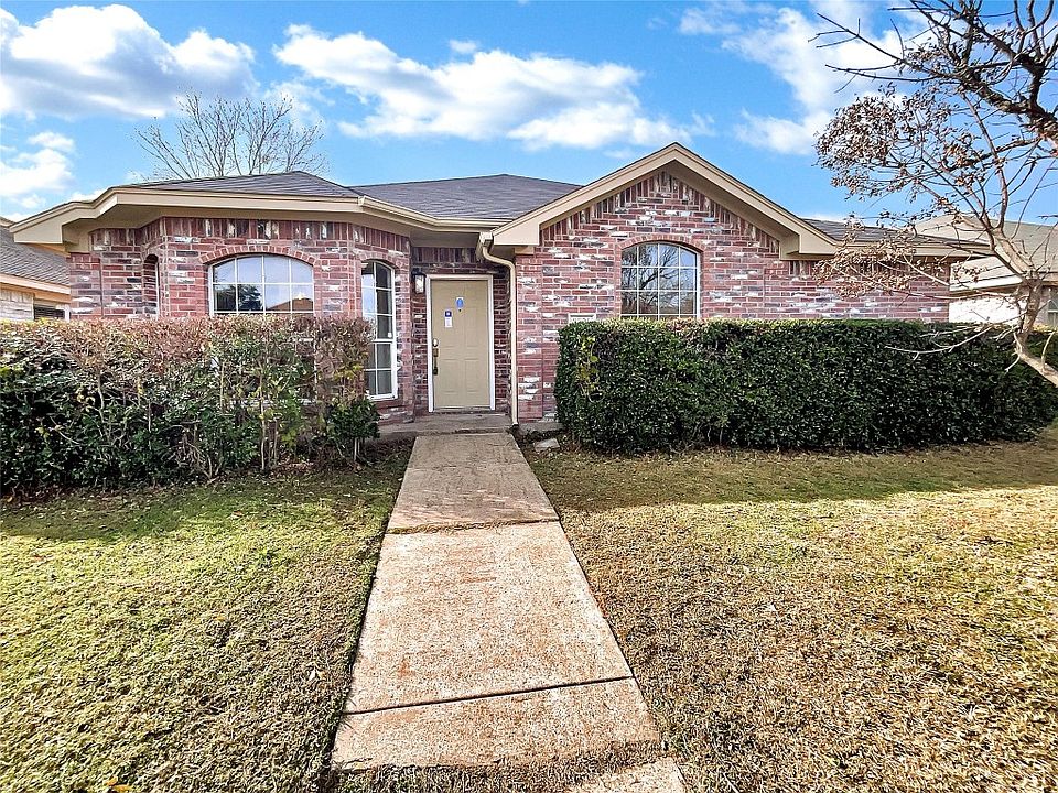 1st image of 2701 Bent Brook Dr