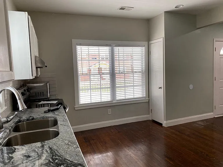 679 Jones Ave NW — Photo 36