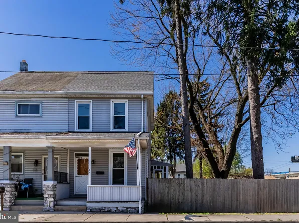 27 Jury St, Highspire, PA 17034