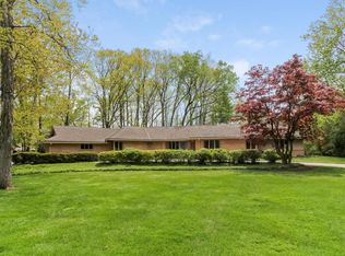 2930 Bonnell Ave SE, East Grand Rapids, MI