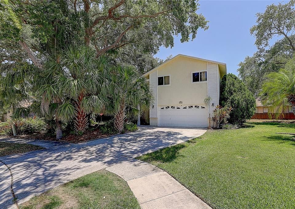 1st image of 4505 33RD AVENUE W