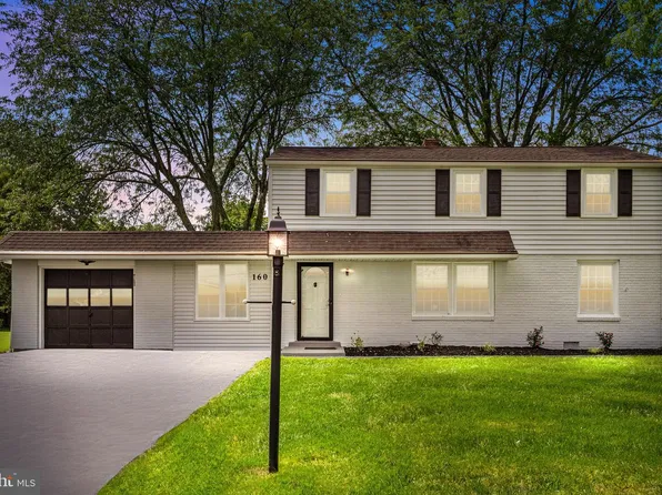 160 Church Rd, North Wales, PA 19454