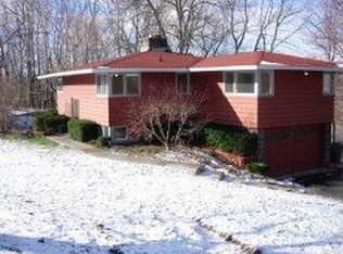 3027 E River Rd, Rochester, NY 14623