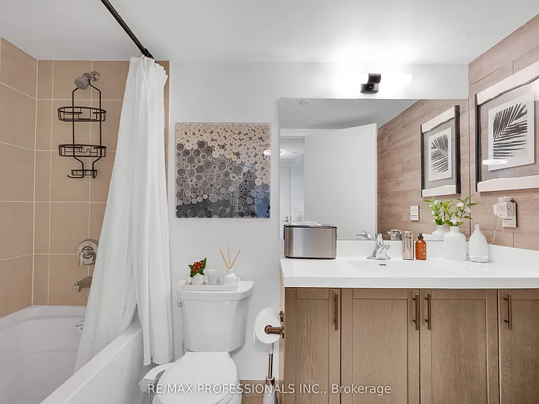 3091 Dufferin St #727 — Photo 20