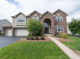 2946 Kelly Dr, Elgin, IL 60124